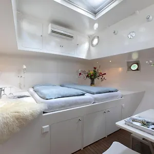 Houseboat Volle Maan , Amsterdam Paesi Bassi
