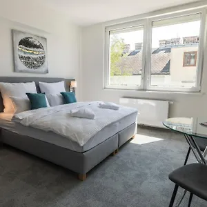Apartman Cube Contactless Check In, Bécs