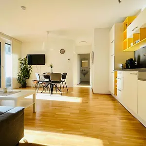  Appartamento Topmodernes Sonnenwohnen Bei U-bahn Und Therme Oberlaa, 15 Min Bis Stephansplatz