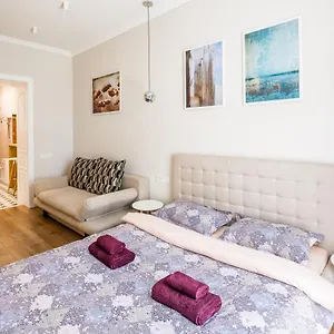 https://apartments-in-z-dizainerscim-remontom.hotelslviv.net